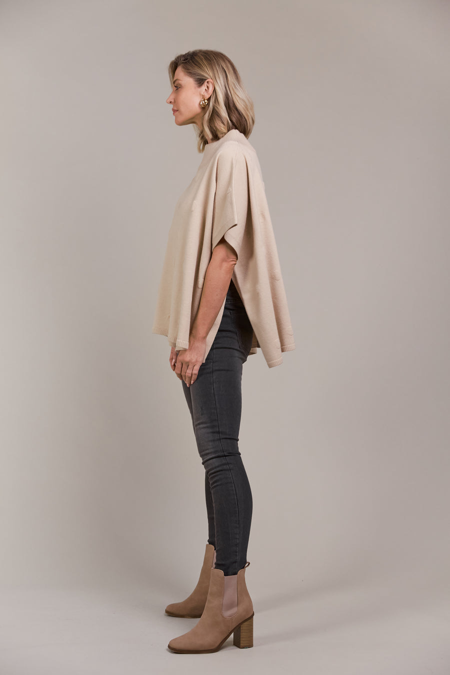 Masa Knit Poncho - Ecru