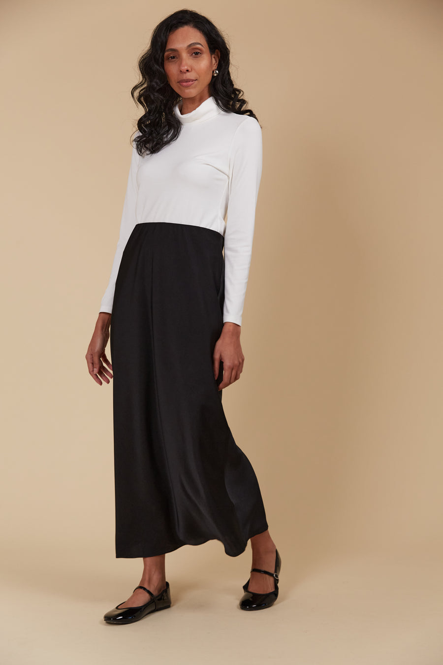 Maia Midi Skirt - Onyx