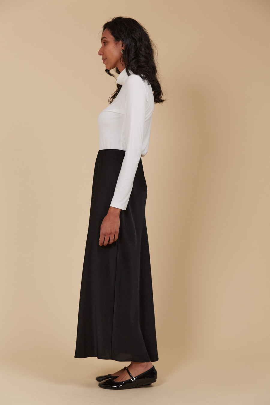 Maia Midi Skirt - Onyx