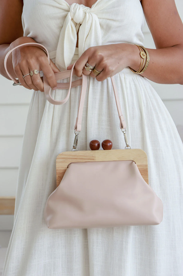 Wood Frame Clutch Bag - Apricot Crush