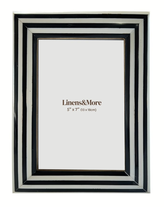 Black & White Rounded Edge Frame - 5x7