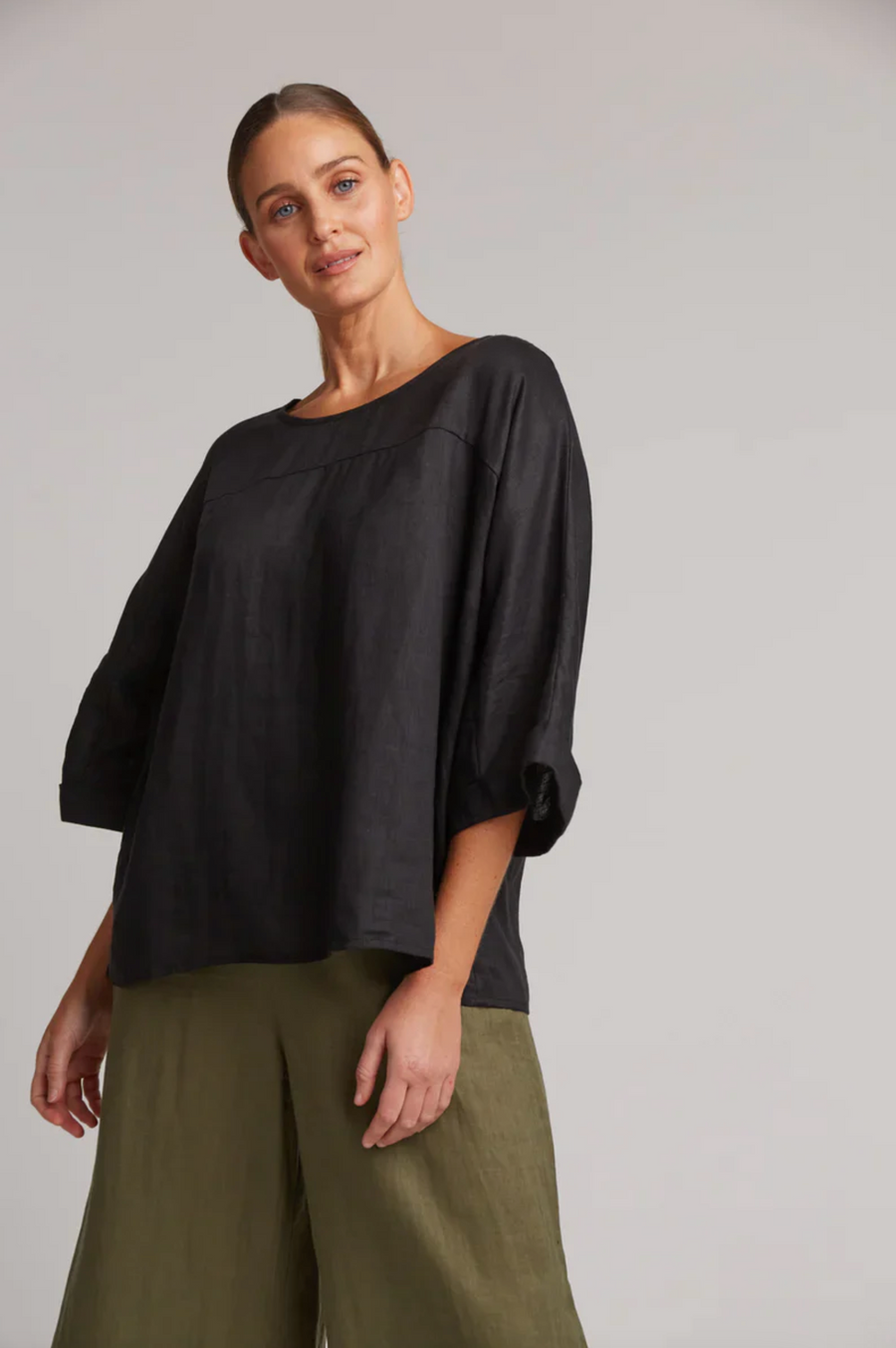 Studio Relaxed Top - Ebony