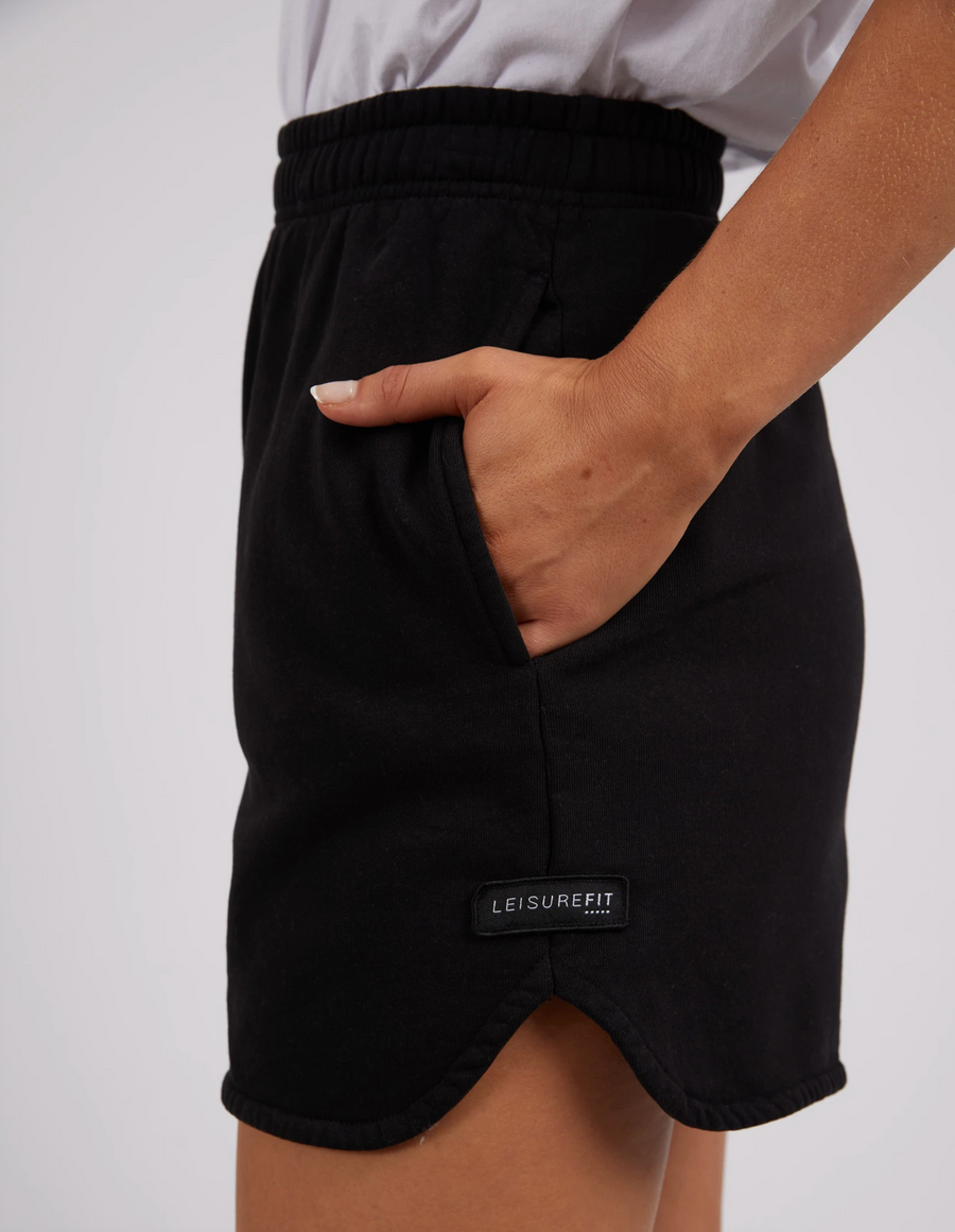 Division Short - Black